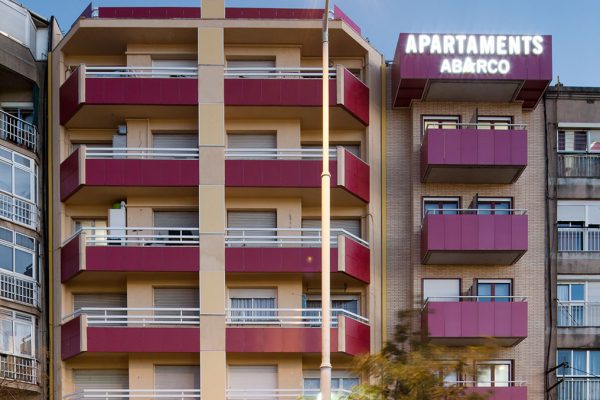 Galería Abarco Apartments, Entorno